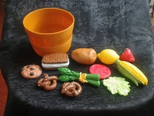 Play Food Learning Resources Pretend Quality Play Food 12 Pc Lot-Excellent Shape