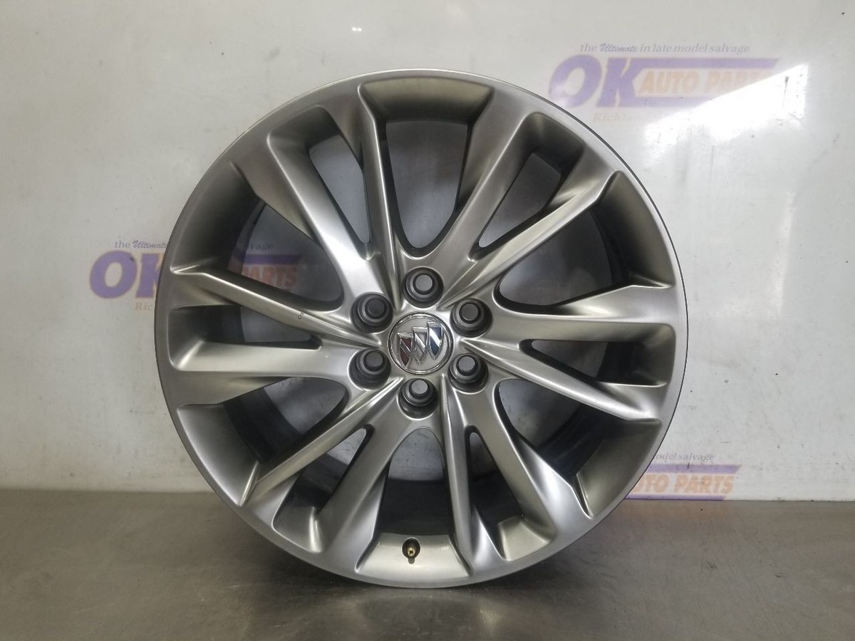 23 BUICK ENCLAVE AVENIR 20X8 WHEEL ALUMINUM 12 CLOSED SPOKES PEARL