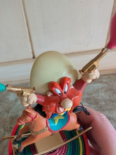 Vintage Matrix 1996 Looney Tunes Yosemite Sam Rocking Ranger Mini Action Musical - Bild 6 von 10
