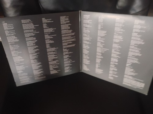 Billie Eilish - WHEN WE ALL FALL ASLEEP, WHERE DO WE GO? Vinyl LP - Bild 4 von 5