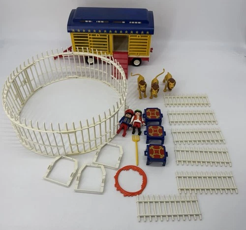 Playmobil 3727 Vintage Lions Tamers Ring & Trailer Romani Circus Incomplete READ