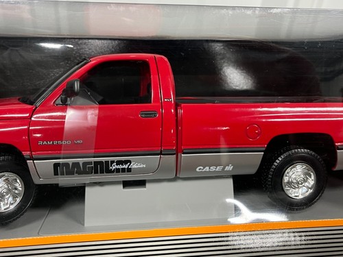 CASE IH DODGE Ram 2500 V10 Pickup Diecast Pickup Truck ERTL NIB 1:18 MAGNUM SE - Picture 4 of 9
