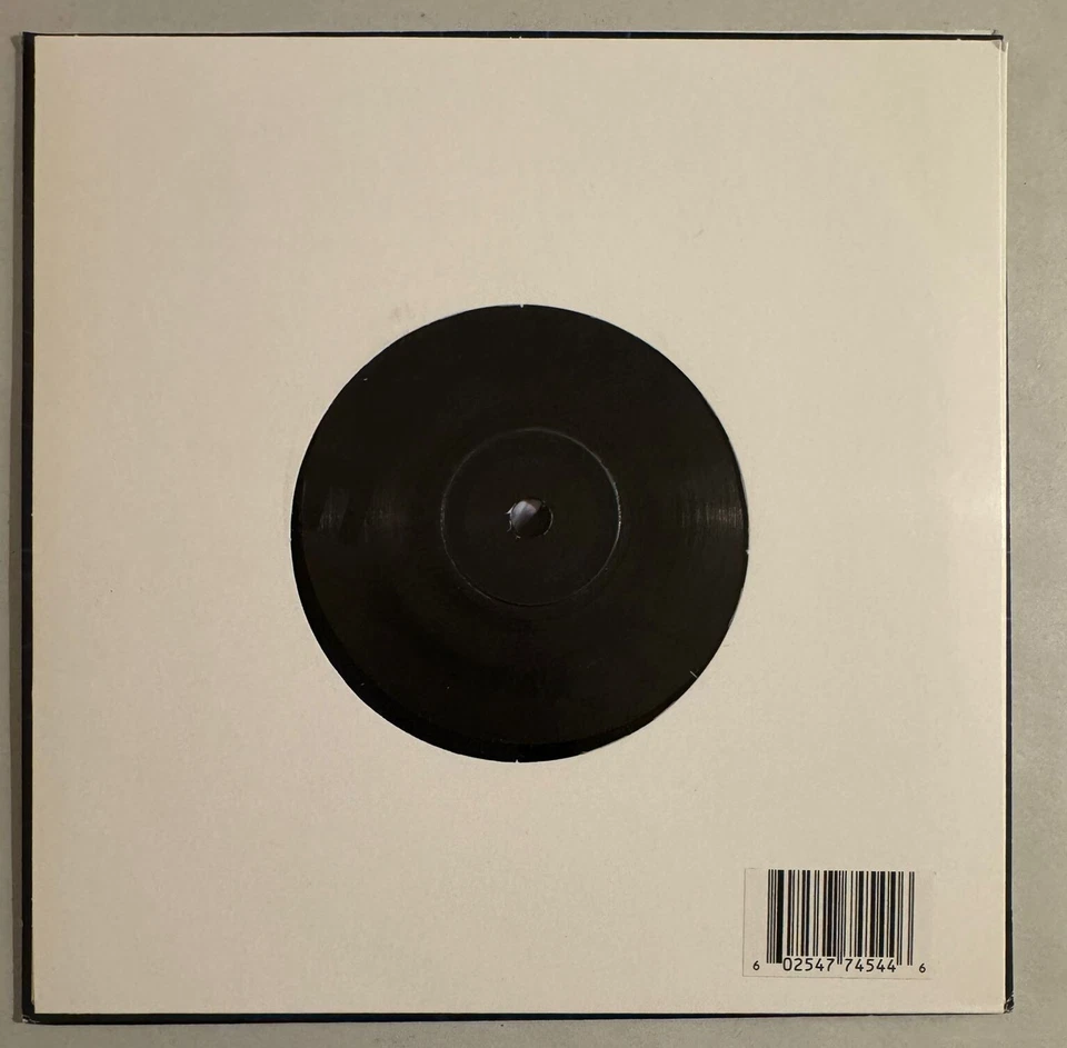 PJ HARVEY – THE COMMUNITY OF HOPE - 7" VINYL EP BLACK - VG+ - L2 - Image 2 of 2