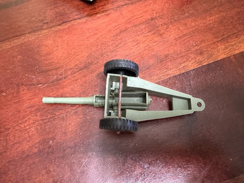 VINTAGE PLASTIC ARMY JEEPS - TANKS - GUNS AND ACCESSORIES 1960S 1970S MILITARY - Picture 9 of 17