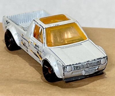 2014 Hot Wheels Volkswagen Caddy White Yellow Windows Diecast