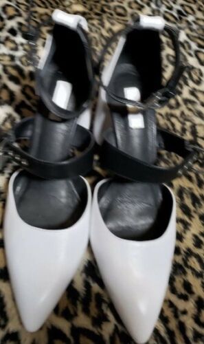 TOPSHOP BLACK & WHITE STRAPPY BLOCK HEEL SHOES 9 Preowned - Picture 1 of 2
