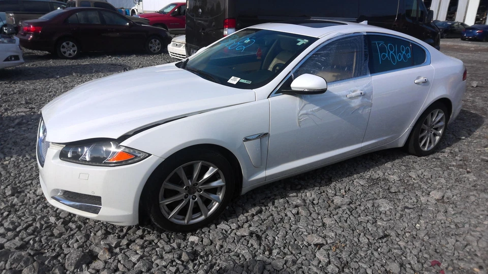 Rejilla JAGUAR XF 12 13 14 15 Foto 2 de 4