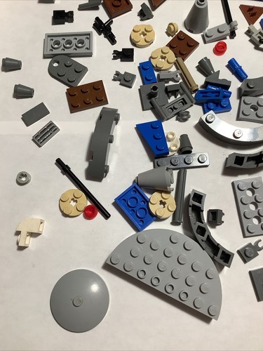 Vtg Lego Star Wars Set #9490 Episodes IV/V/VI Droid Escape 2012 81% Complete #33 - Picture 2 of 9