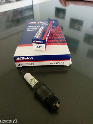 1 Satz Zündkerzen ( 8 Stück ) ACDelco R44T Chevrolet, GMC, Pontiac