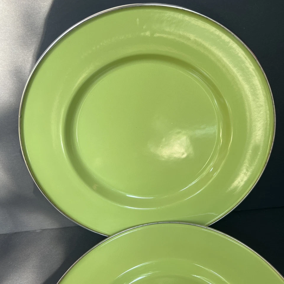 Discontinued Pottery Barn Enamelware Chargers Plates 12” Lime Green x2 Partyware - Image 4 of 4