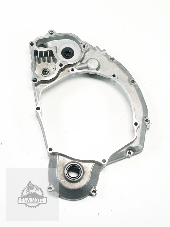 Оригинальная крышка внутреннего сцепления 2006 SUZUKI RMZ450 RMZ 450 подходит для 2005–2007 годов выпуска - Изображение 3 из 4