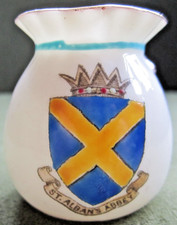 St Albans Abbey - W H Goss Crested China - 43mm Bagware Vase