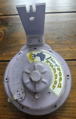 Mopar The Voice of the Road Runner Beep Beep Purple Sparton Horn & Bracket
