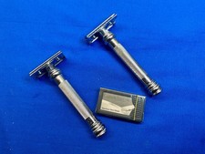 Rasoio di sicurezza Merkur 38C asta barbiere doppio bordo finitura cromata LOTTO DI 2