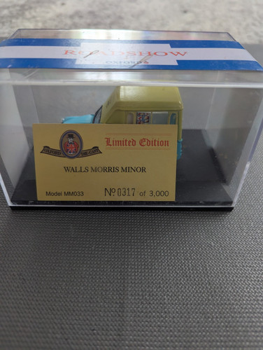 OXFORD DIECAST 43MM033 1:43 MORRIS MINOR ICE CREAM VAN WALL'S ICE CREAM