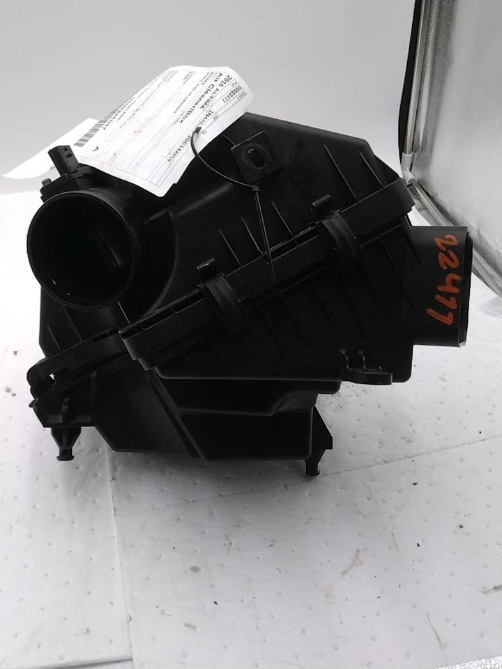 2016 Nissan Altima Air Cleaner Assembly OEM 165003TA0C Used 2.5L Black - Image 2 of 4