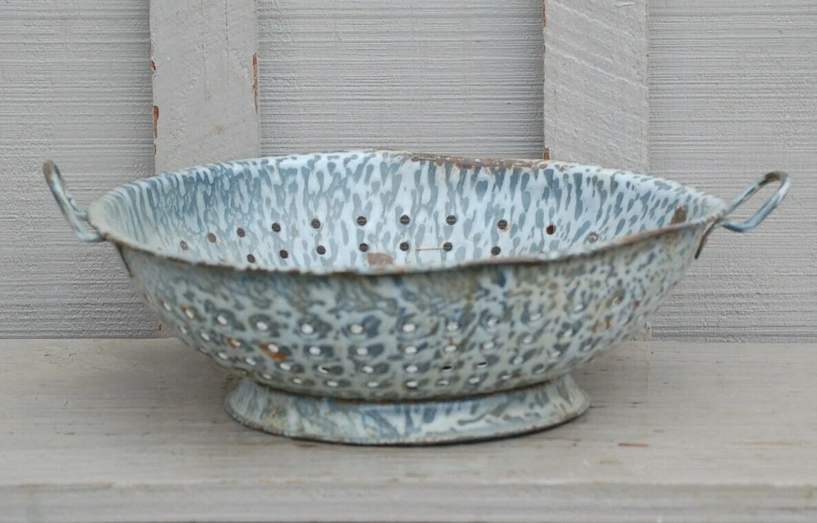 Enamelware Colander Strainer Kitchen Tool Country Decor Vintage Graniteware a