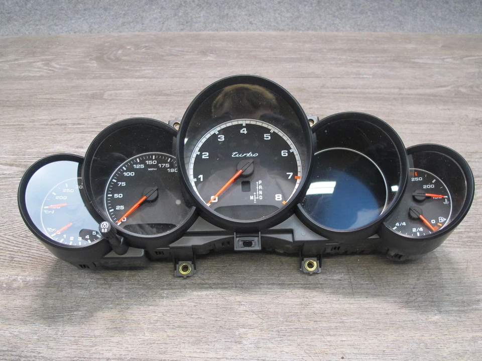 Porsche Cayenne 958 2012 turbo 4,8 L cuadro de instrumentos medidor velocímetro Foto 2 de 4