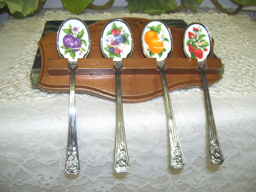 Picture 1 of 3