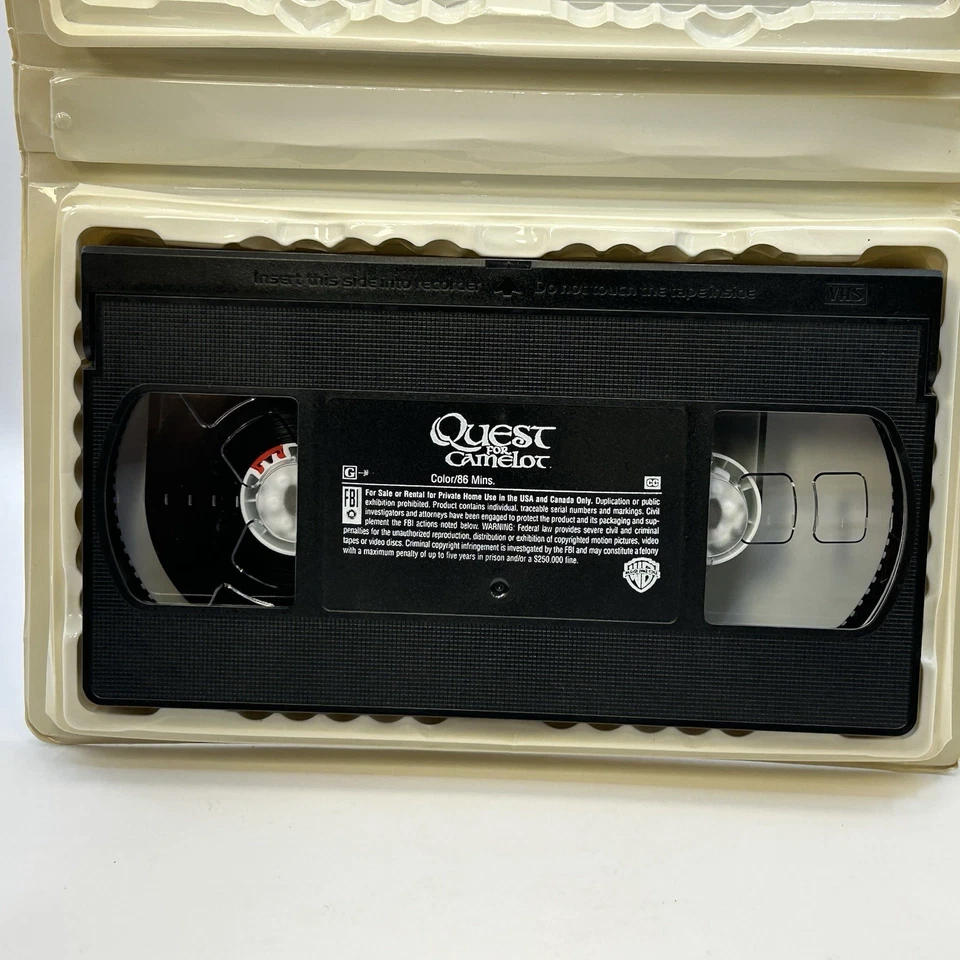 Quest for Camelot VHS 1998 Video Tape 90s Kids Animation Movie Vintage Clamshell - Image 4 of 4