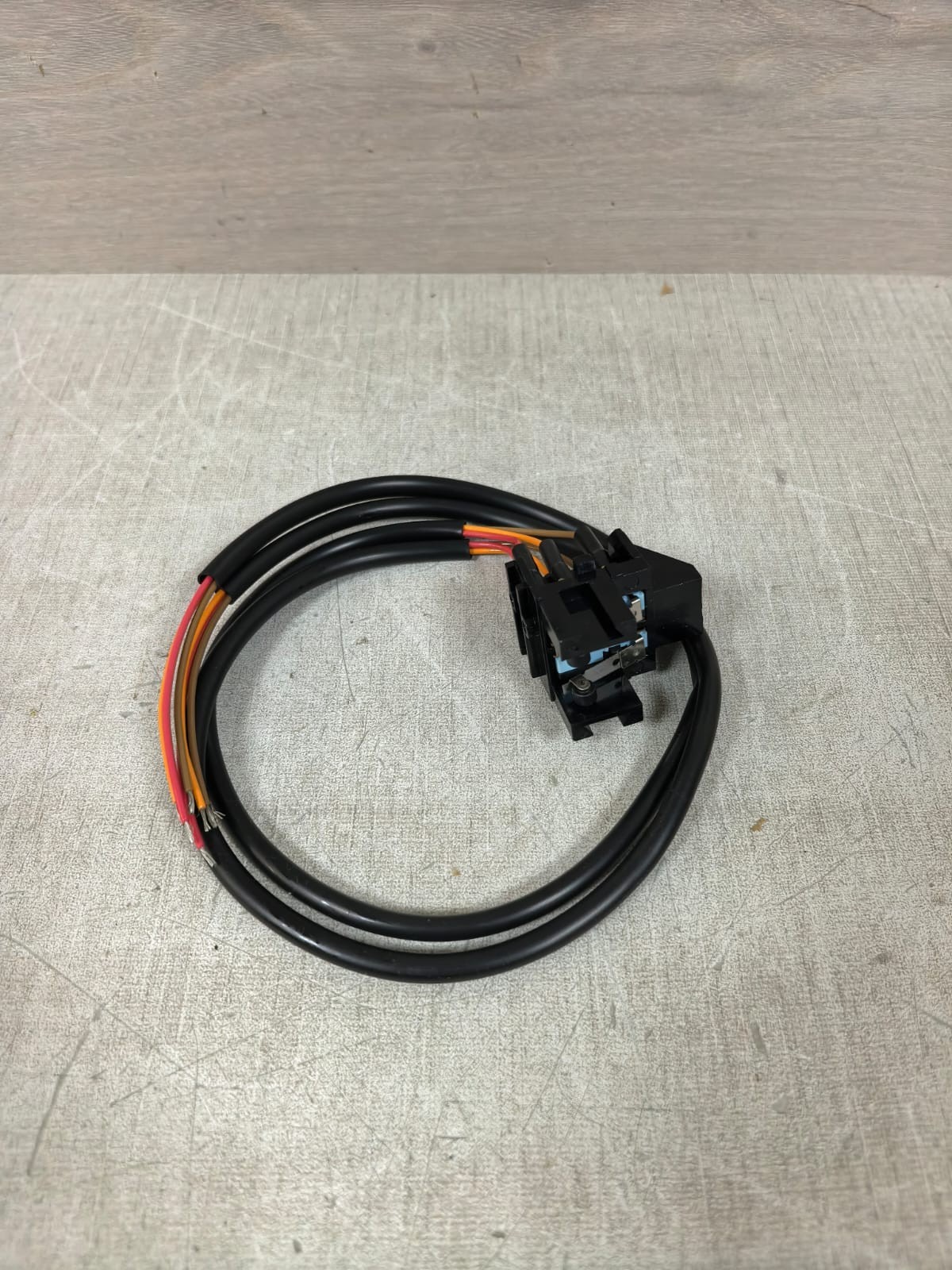 AEG 910-263-901-000 AEG UN116& HS2W/2 910-263-901-000 CONNECTORS 4