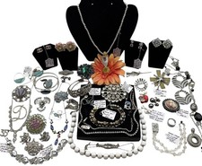 44pc High End Rhinestone Jewelry Lot Vtg Mod Lbs Sign 14K Gold Haskell Juliana +