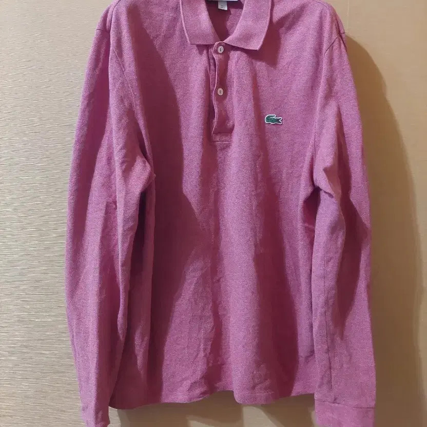 Lacoste Men's T-Shirt - Size 105 thumbnail 3