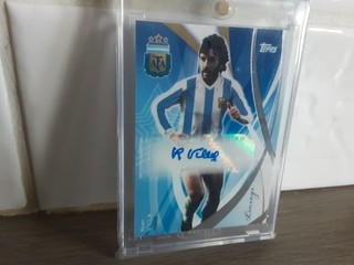 ARGENTINA RICARDO (RICKY) VILLA Official Autograph Football trade card Spurs