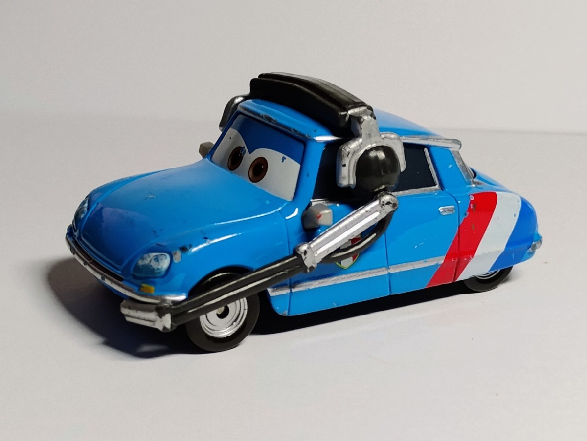 Disney Pixar Cars BRUNO MOTOREAU, RAOUL CaROULE Crew Chief Mattel