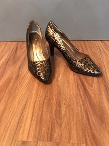 leopard 3 inch heels