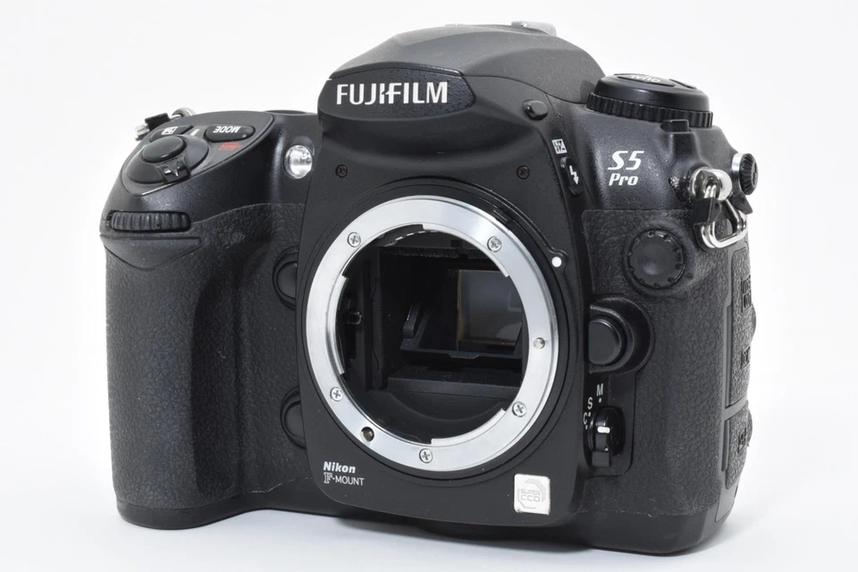 Fujifilm FinePix S5 Pro Cuerpo Negro Nikon F Montaje de JAPÓN (Excelente++) Foto 2 de 4