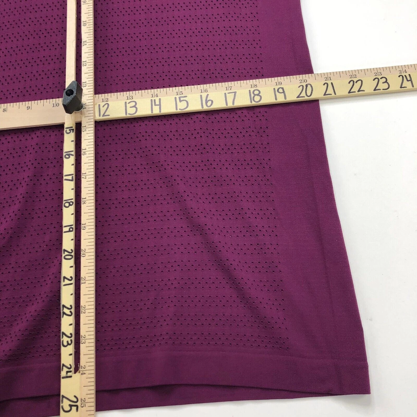 lululemon crew neck workout athleisure pullover shirt