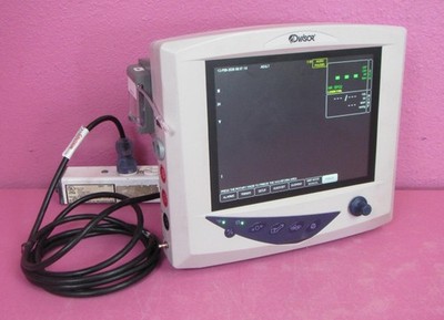 Smiths Medical Advisor 9200 Vital Signs Patient Monitor CO2 SPO2 ECG NIBP Temp
