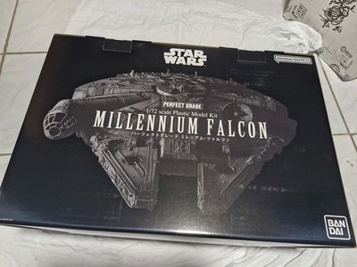 Star Wars MILENNIUMFALCON Scale Model 1:72