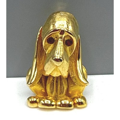 Vintage Gold Tone Basset Hound Dog Brooch Pin Red Rhinestone Eyes 1 Inch