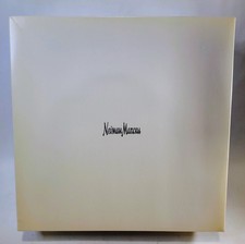 Large Vintage Nieman Marcus Gift/Hat/Storage Box 16"x16"x6"