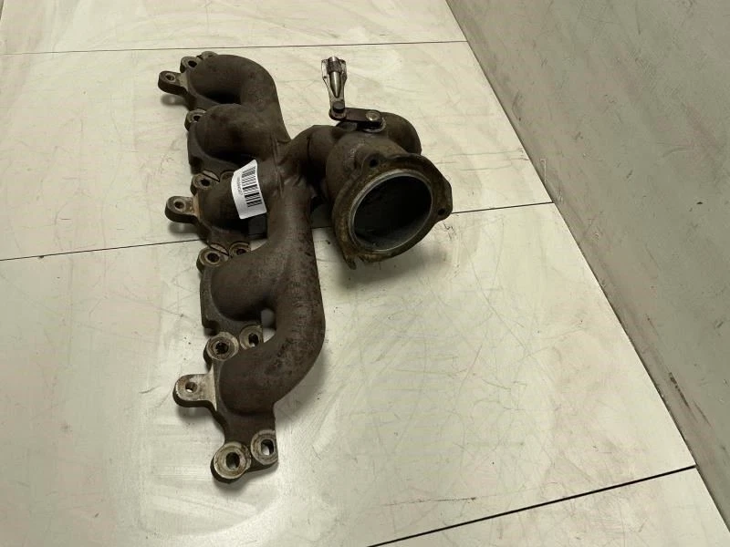 VOLVO V50 T5 2005 COLECTOR DE ESCAPE DE FÁBRICA Foto 3 de 4