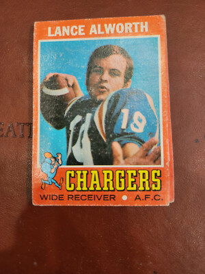 1971  TOPPS FOOTBALL card LANCE ALWORTH #10 CHARGERS WR
