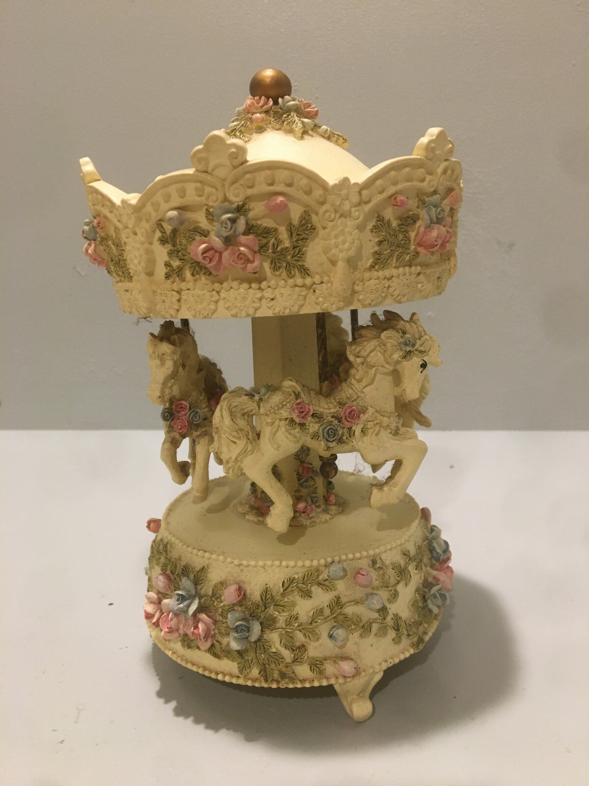 Vintage 1999 Limited Edition Design Carousel Musical