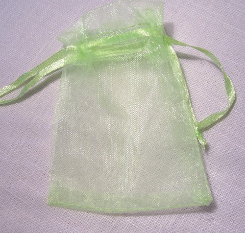 LOT de 10 SACHETS POCHETTES ORGANZA UNIS * 7 x 9 cm * Bijoux cadeau fêtes dragée - Picture 8 of 13