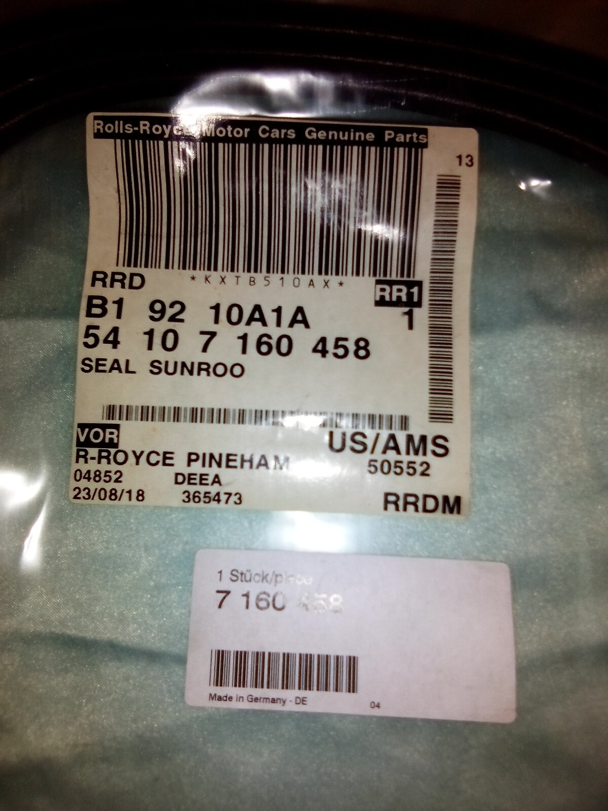 Rolls Royce Phantom Sunroof Seal Genuine OEM 54 10 7160458