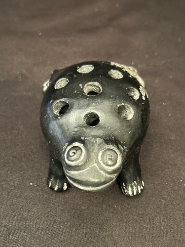 Vintage Dona Rosa Black Pottery Flower Frog Centerpiece Holder Mexico