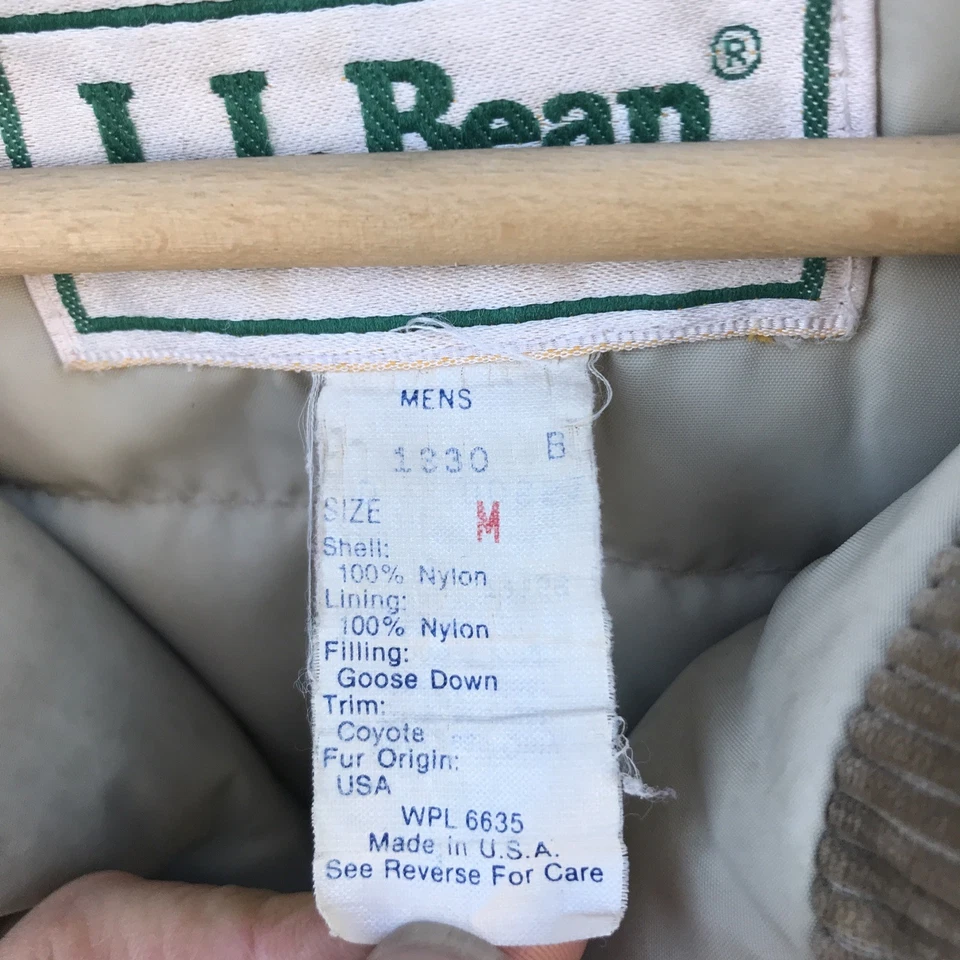 Vintage L.L. Bean Coyote Fur Trim Goose Down Fill Winter Parka 1330 Mens Medium - Image 3 of 4