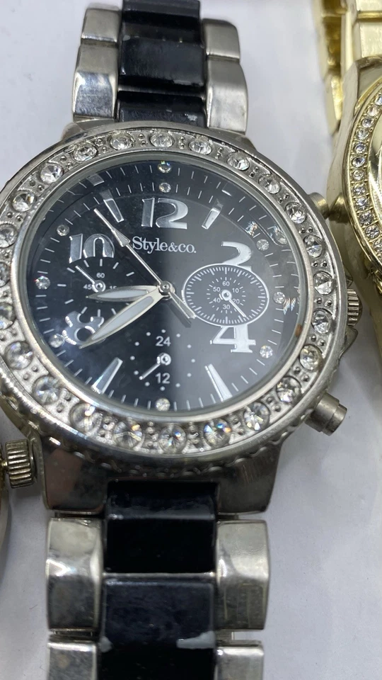 Lote De 33 Relojes Mujer Surtidos Sin Probar Modernos.Moda.Diseñador. Bonita mezcla Foto 4 de 4