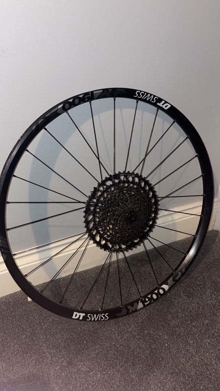 DT Swiss M 1900 27.5in Rear MTB Tubeless Wheel Aluminium Black with used cassete