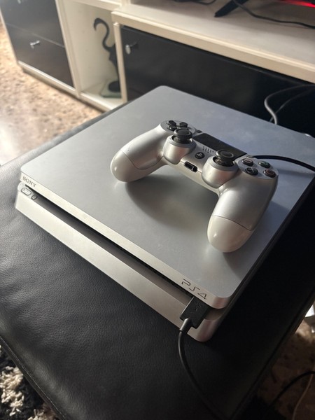 Sony PlayStation 4 Slim 500GB Consola - Glacier White
