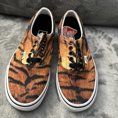 Vans Era ''Year of the Tiger'' Tiger Print/White Fashion Shoes size MENS 6.5 W 8