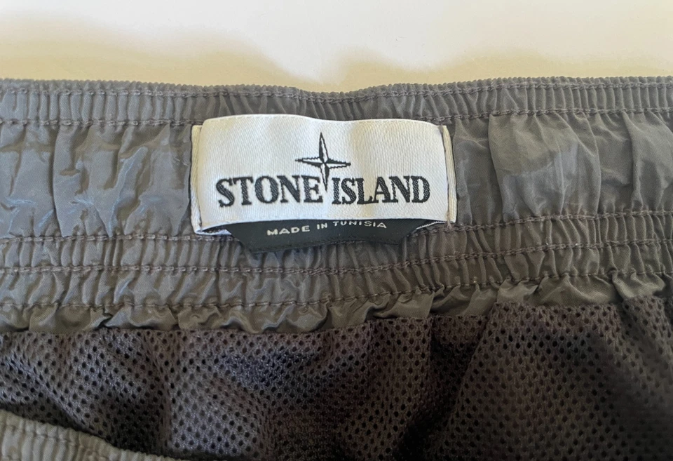 Stone Island Nylon Metal Swim Trunks Size Large Grey V0063 - Image 4 of 4