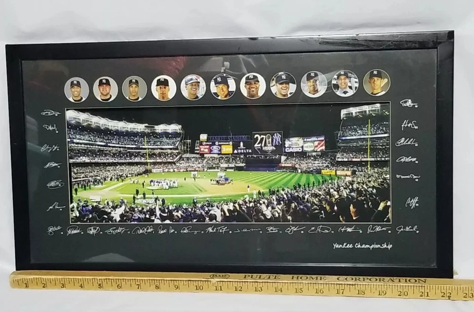 New York Yankees 27ª Serie Mundial Enmarcado y Enmarañado 22.5" X 12" 2009 3D Foto 2 de 4