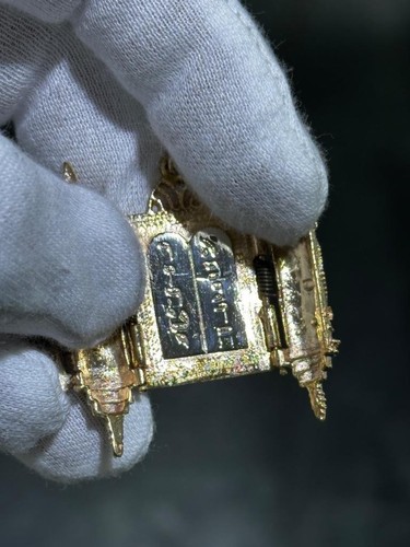 14k Solid Yellow Gold 10 Commandments Unique Judaica 3D Bible Charm Pendant Gift - Picture 4 of 19